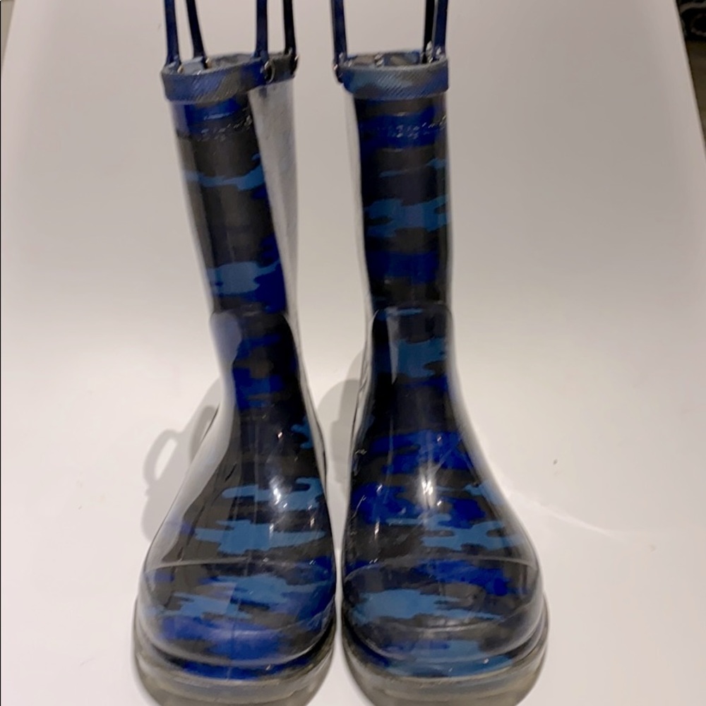 Great for snow or rain!